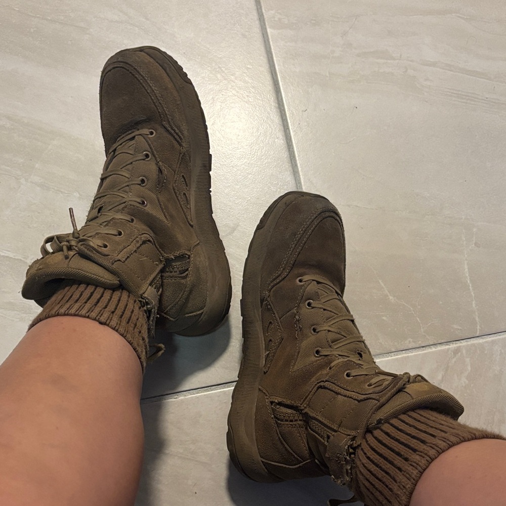 Brown Lace-Up Boots